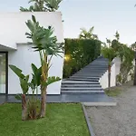 Greta Villa *