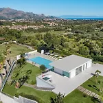 Greta Villa Calatabiano