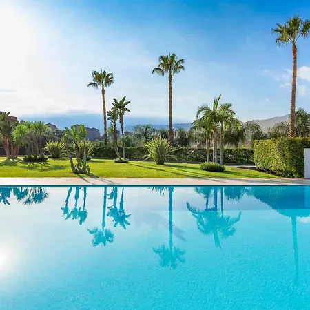 Greta Villa Calatabiano